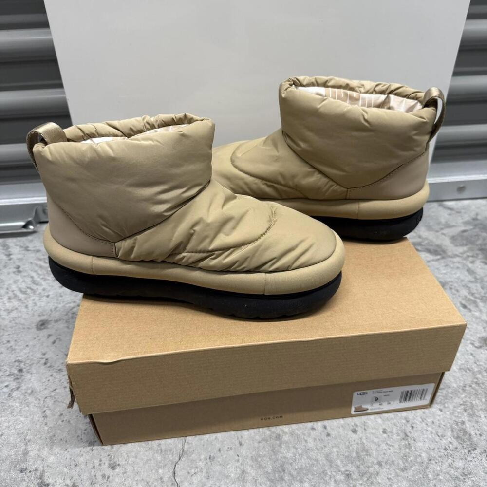 Ugg Classic Maxi Mini Puffer Boots